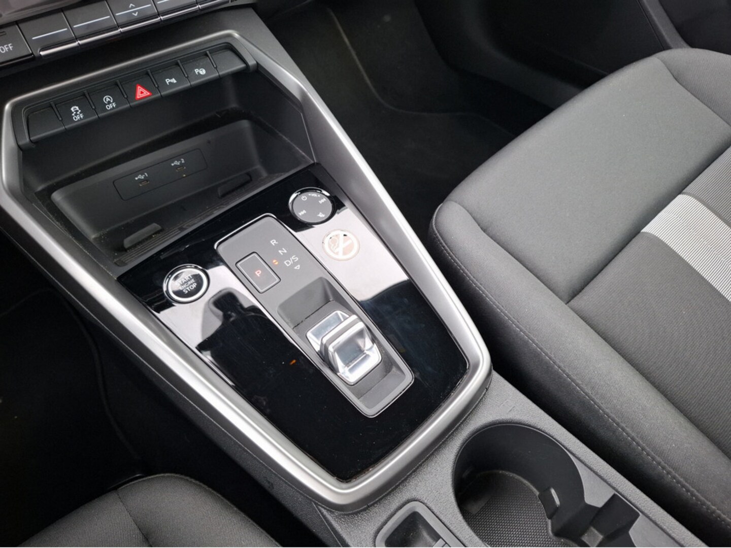 Bild über Audi A3 Sportback advanced 35 TFSI S tronic - für weitere Informationen kontaktieren Sie den Audi Partner