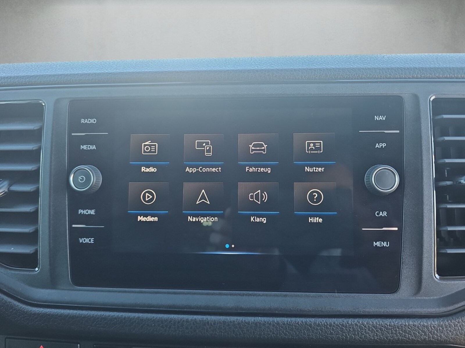 Volkswagen Crafter Kasten mittlerer Radstand – Bild 10