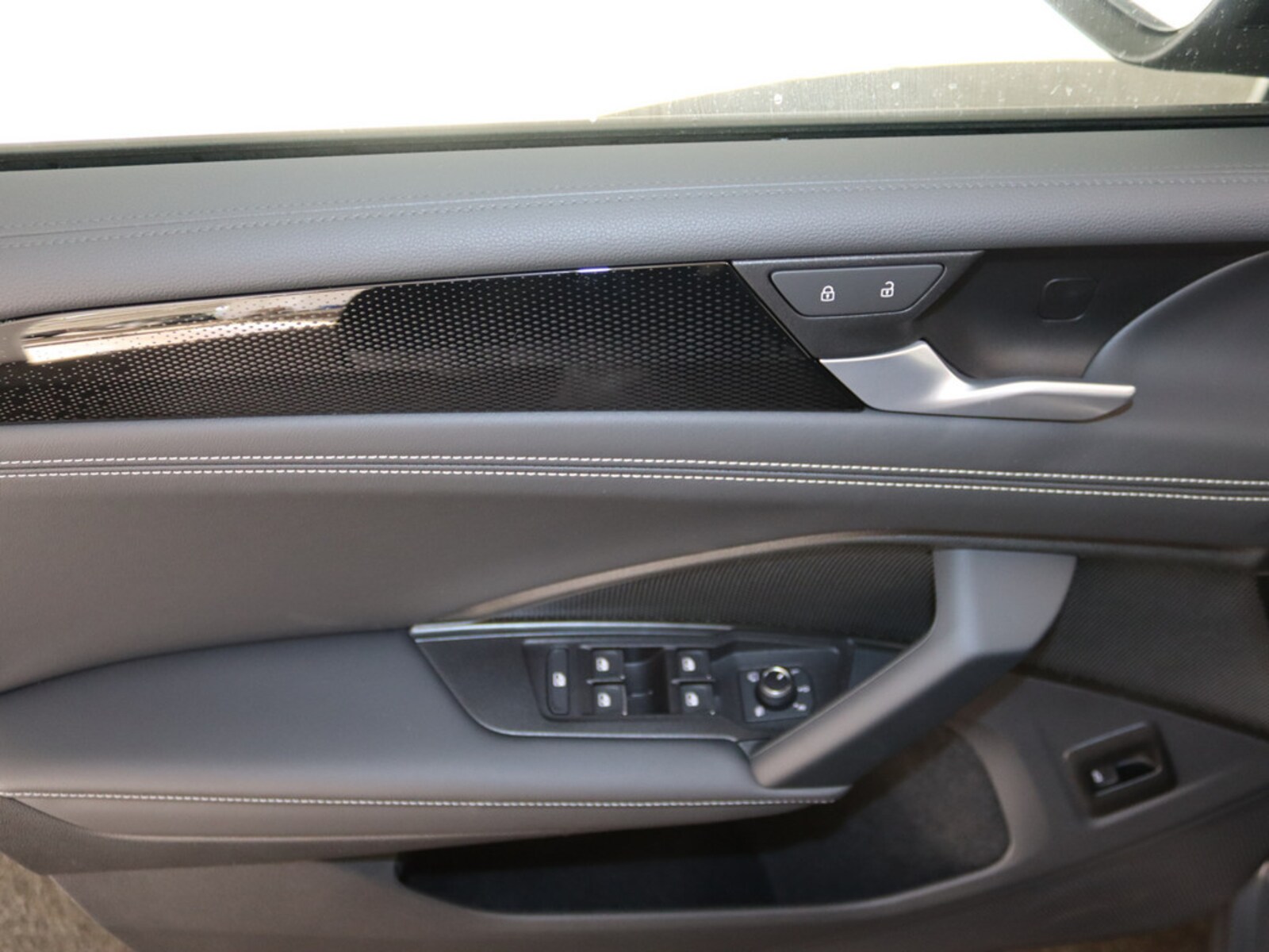 Volkswagen Tiguan – Bild 18