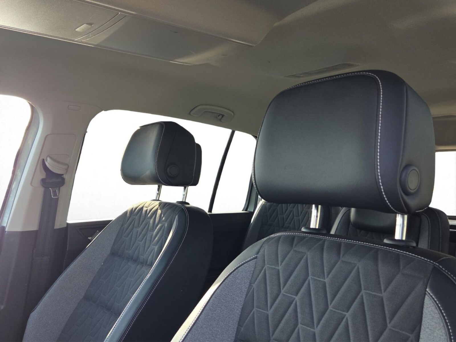 Volkswagen Touran – Bild 12