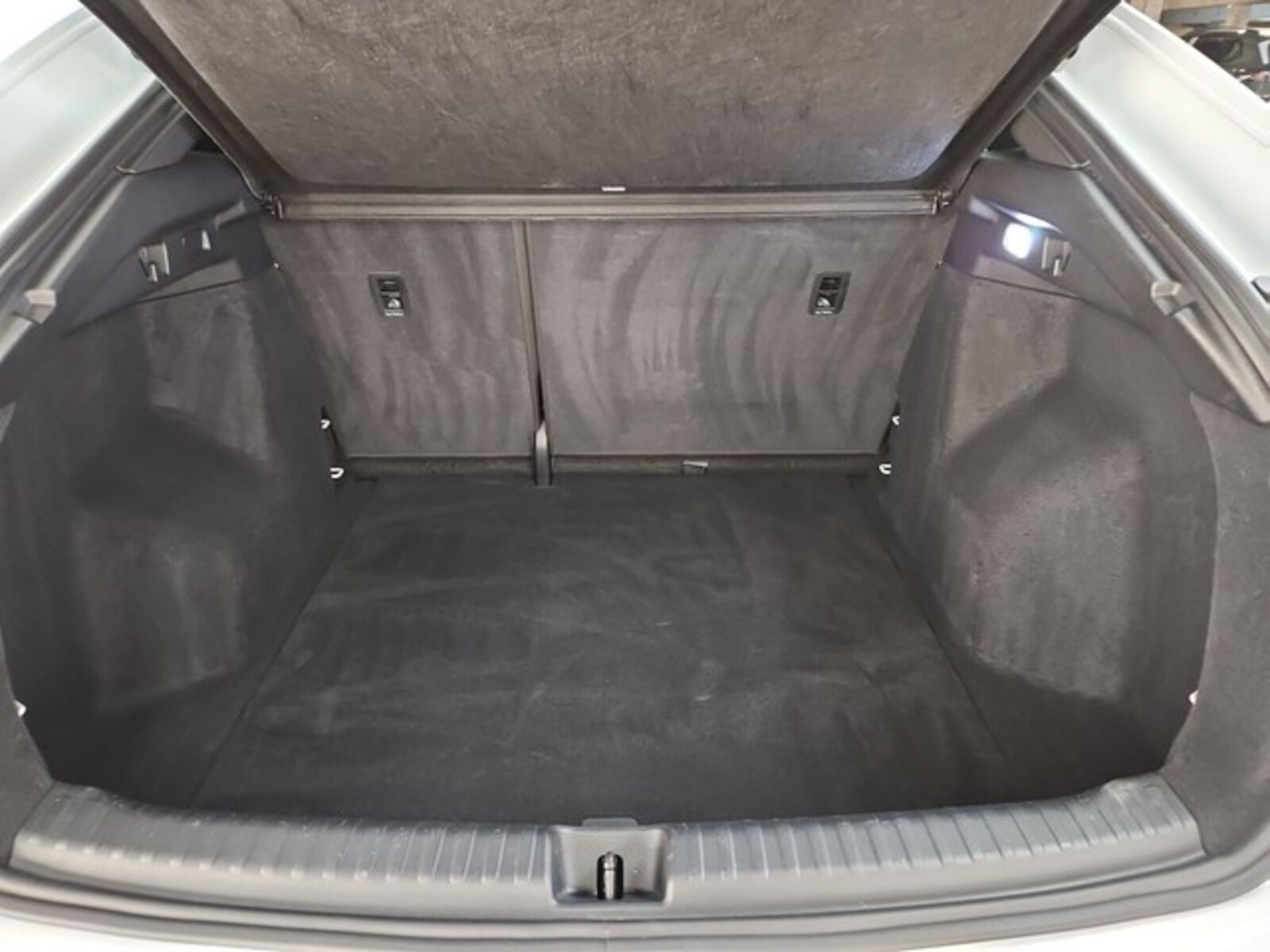 Audi Q4 Sportback e-tron – Bild 14