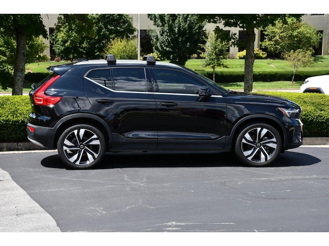 2023 Volvo XC40