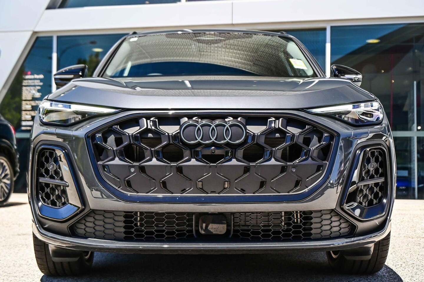 Image about Audi Q5 SUV TDI quattro 150 kW sport