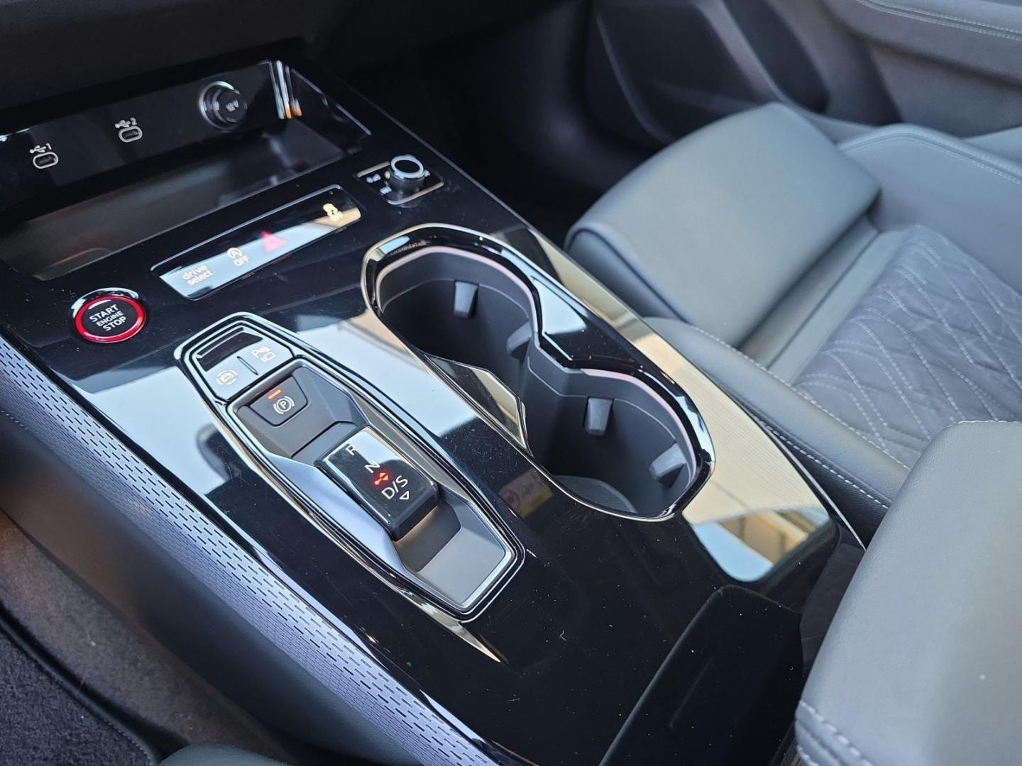 Bild über Audi A5 Avant TFSI quattro S tronic - für weitere Informationen kontaktieren Sie den Audi Partner