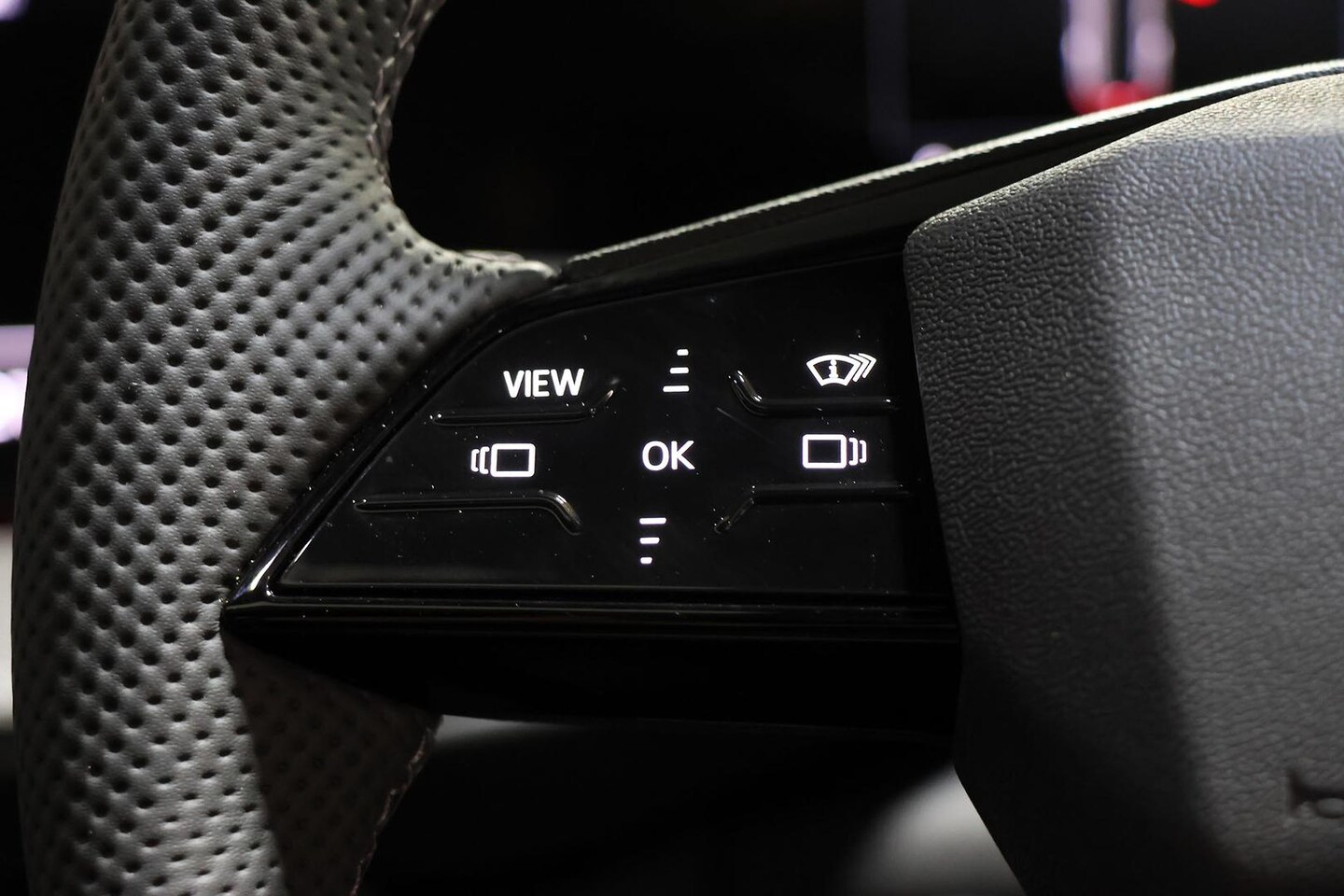 Image about Audi Q5 SUV e-hybrid quattro S tronic