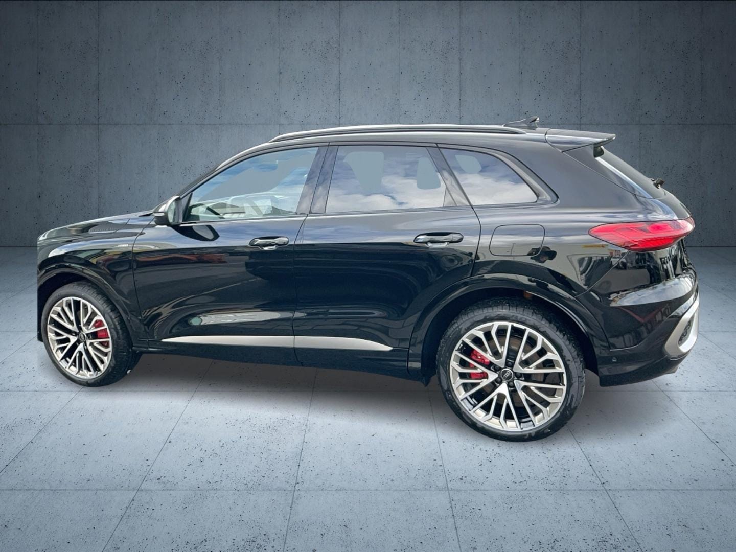 Bild über Audi Q5 SUV e-hybrid e-hybrid quattro 270 kW S tronic - für weitere Informationen kontaktieren Sie den Audi Partner