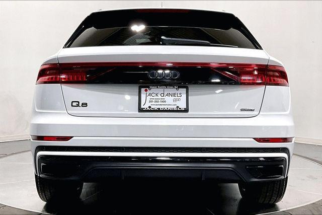 2021 Audi Q8