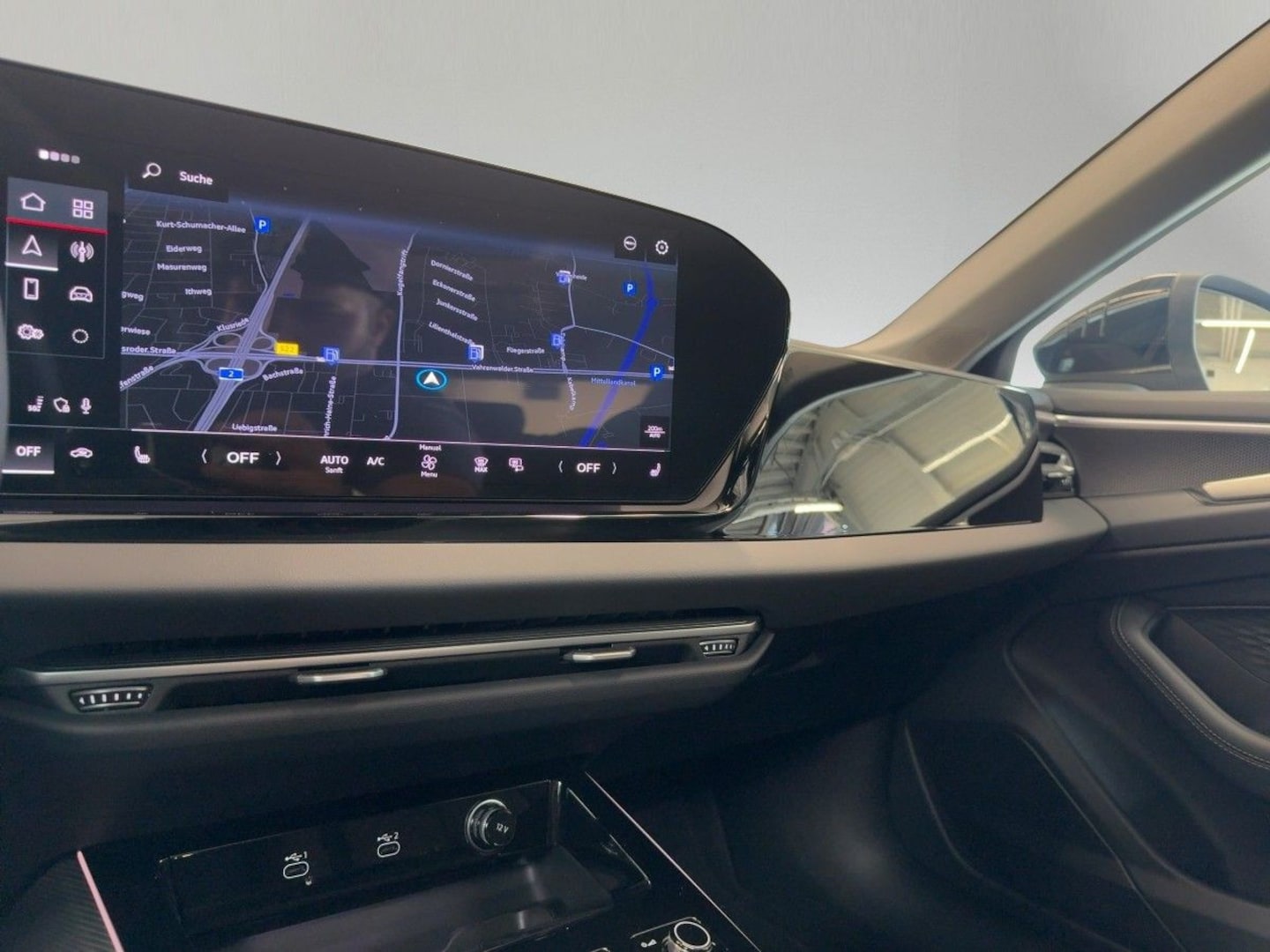 Bild über Audi A6 Avant TDI 150 kW S tronic - für weitere Informationen kontaktieren Sie den Audi Partner
