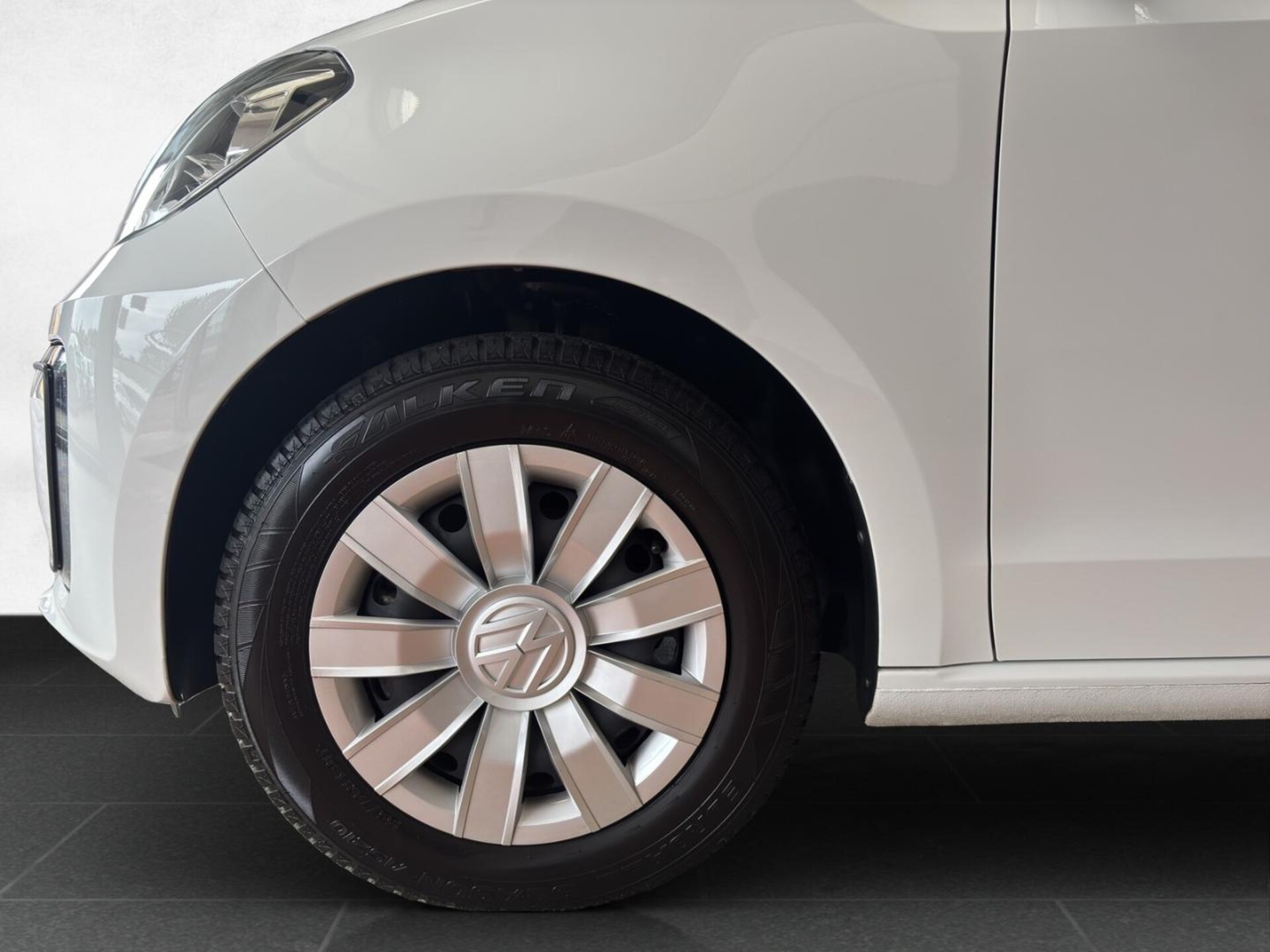 Volkswagen e-up!