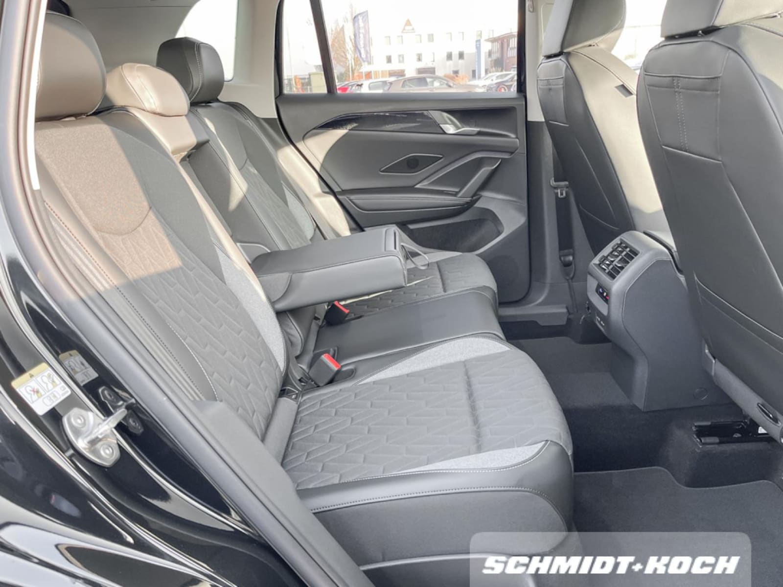 Volkswagen Tiguan – Bild 8