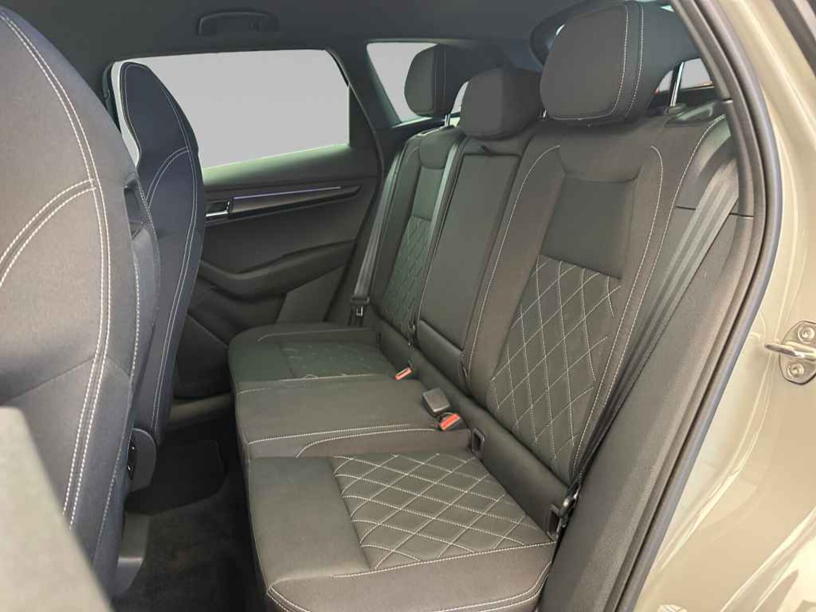 Škoda Karoq – Bild 12