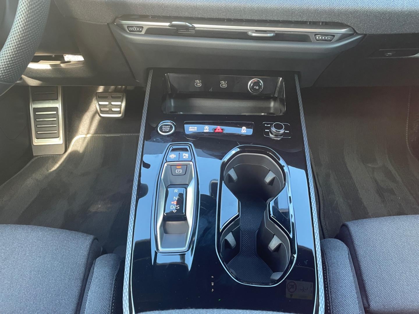 Bild über Audi A5 Avant TFSI 150 kW S tronic - für weitere Informationen kontaktieren Sie den Audi Partner