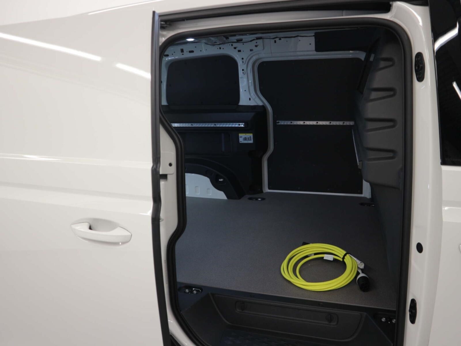 Volkswagen ID. Buzz Cargo – Bild 10