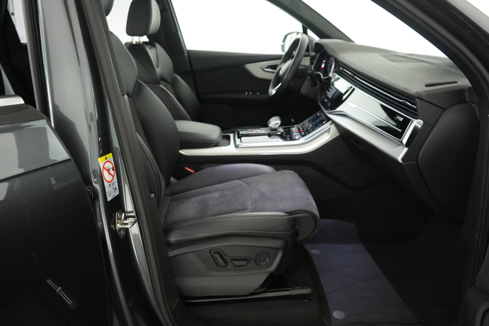 Audi Q7 SUV TFSI e S line