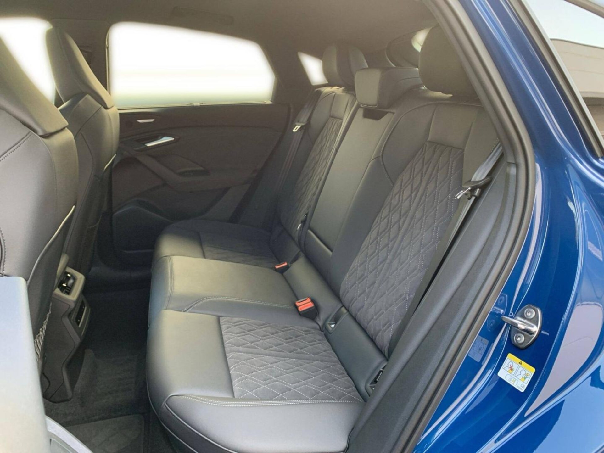 Audi SQ6 Sportback e-tron edition one