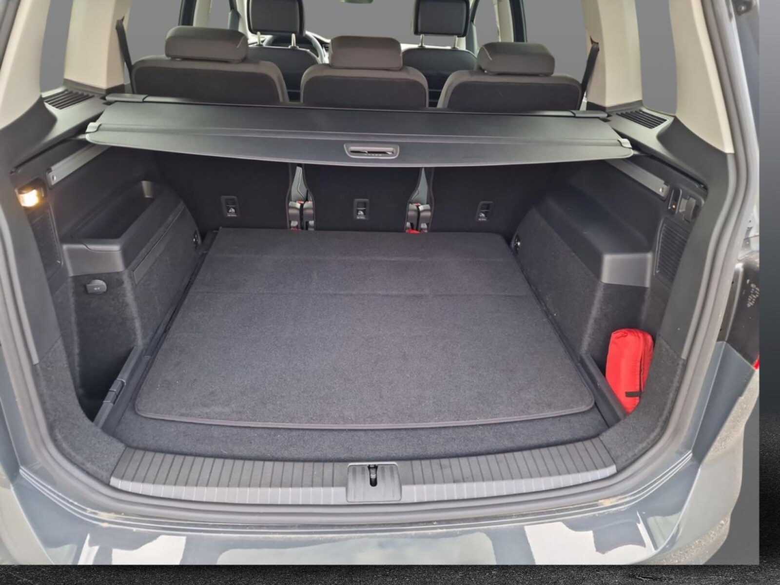 Volkswagen Touran – Bild 12