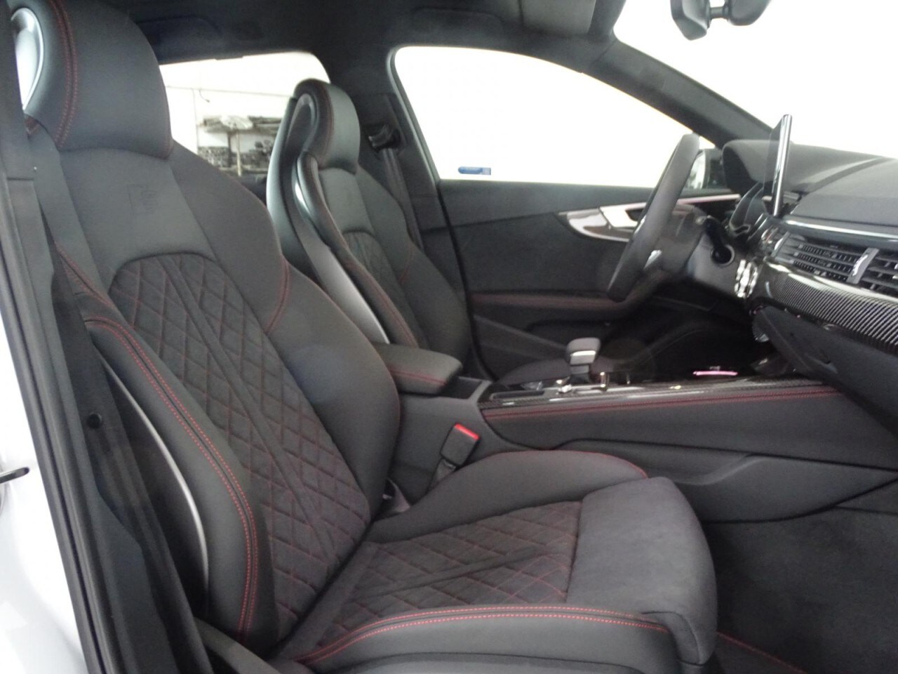 Image about Audi A4 Avant advanced 40 TDI S tronic