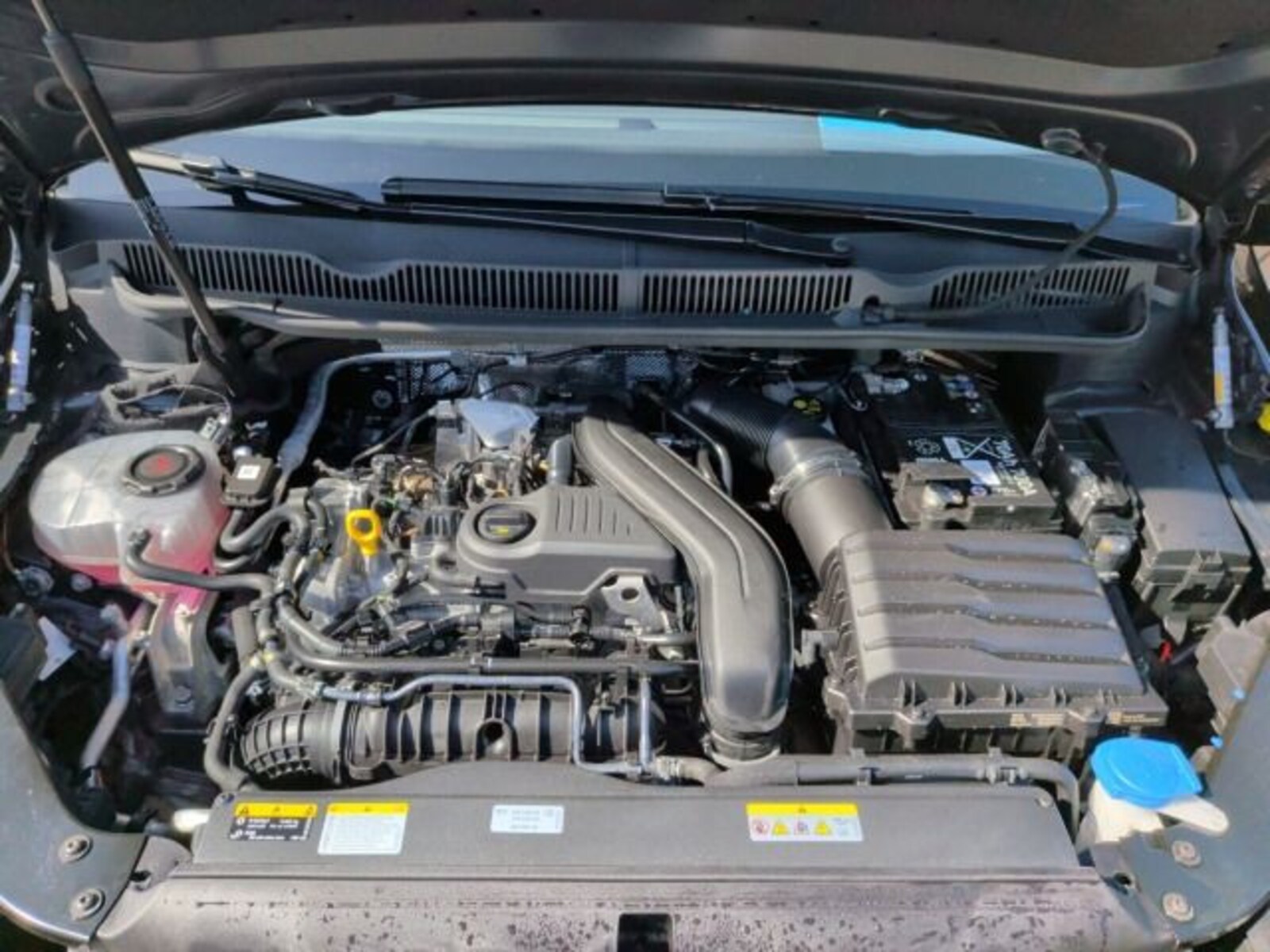 Volkswagen Touran – Bild 12