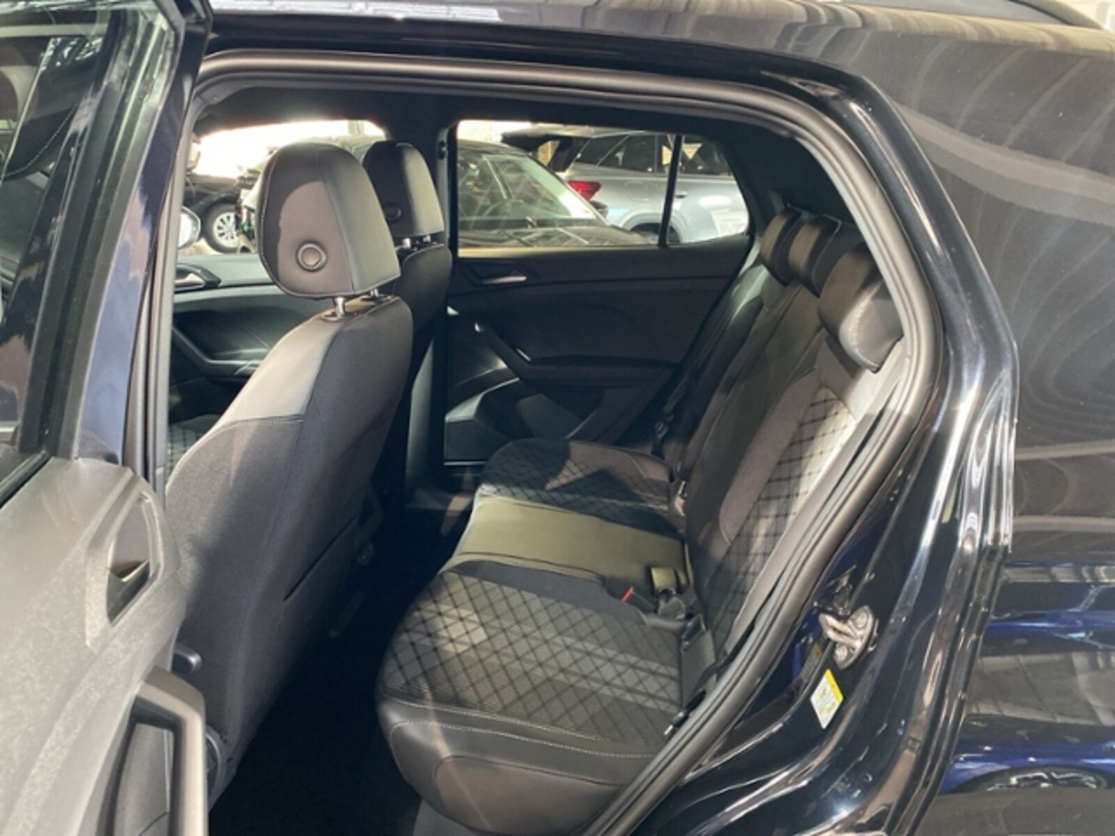 Volkswagen T-Cross – Bild 10