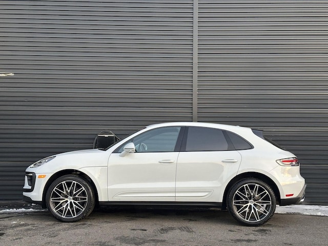 2025 Porsche Macan