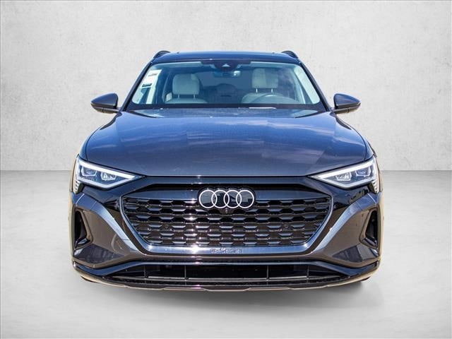 2024 Audi Q8 e-tron