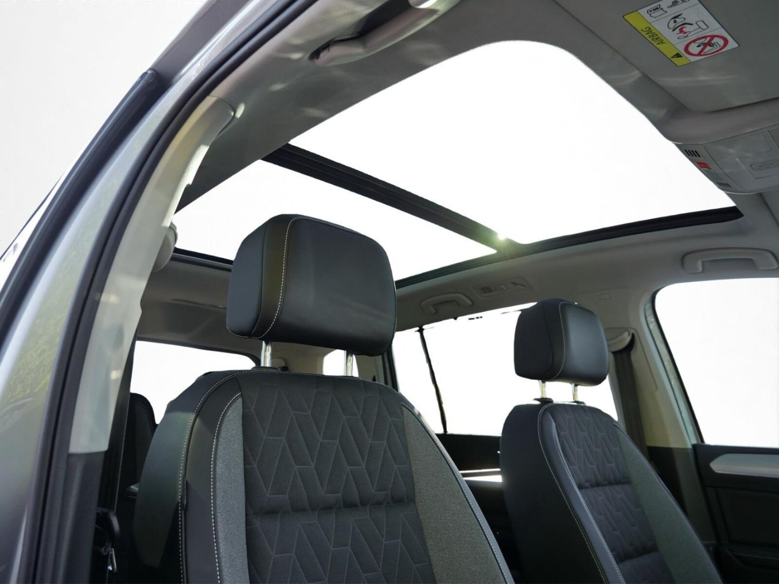 Volkswagen Touran – Bild 13