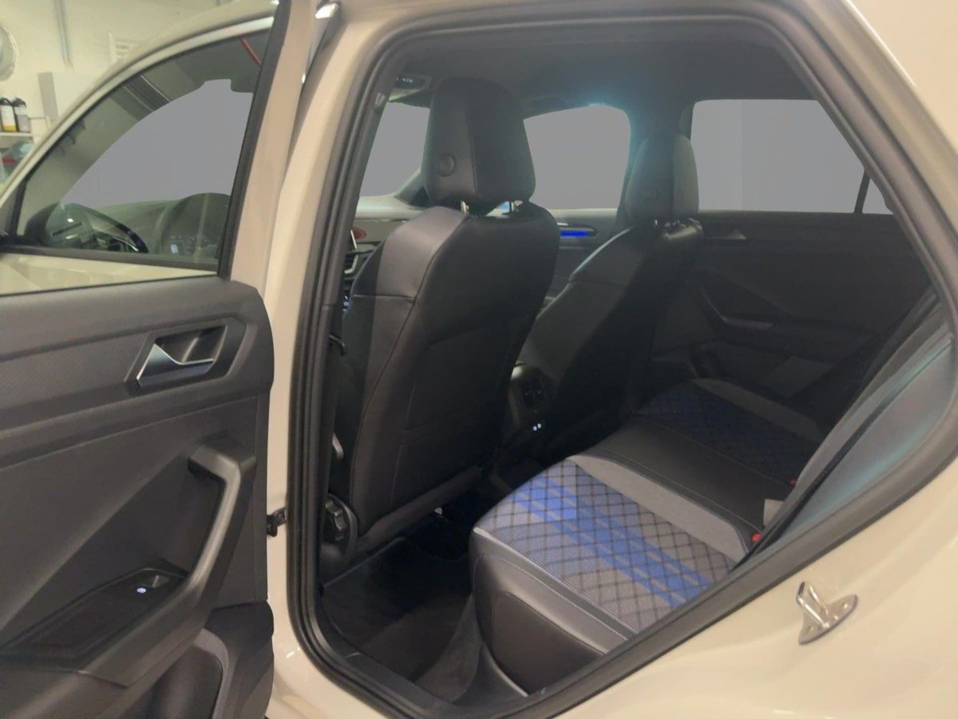 Volkswagen T-Roc R
