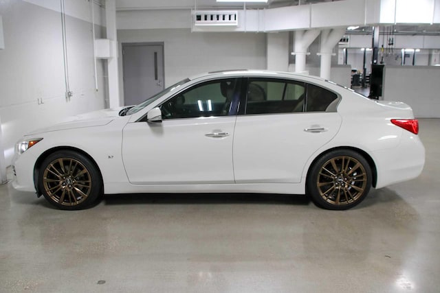 2015 Infiniti Q50