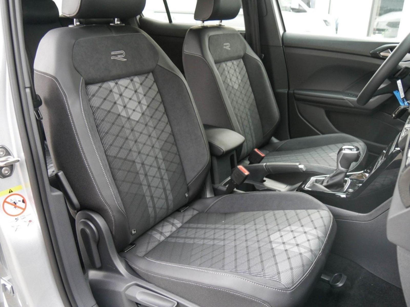 Volkswagen T-Cross – Bild 6