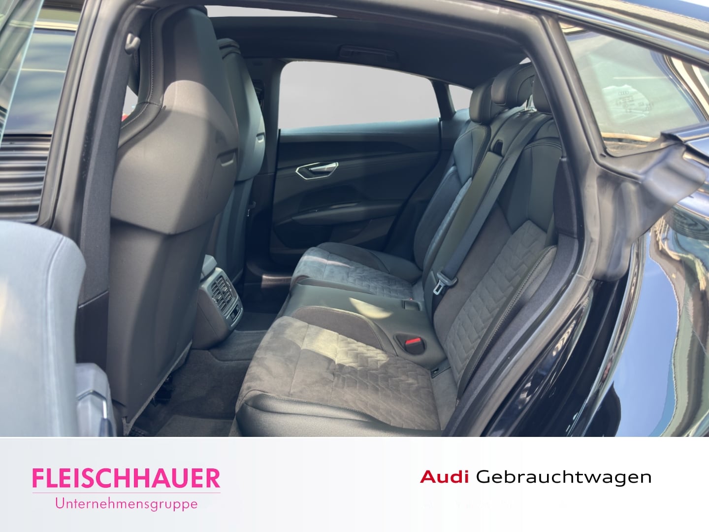 Bild über Audi e-tron GT e-tron quattro - für weitere Informationen kontaktieren Sie den Audi Partner