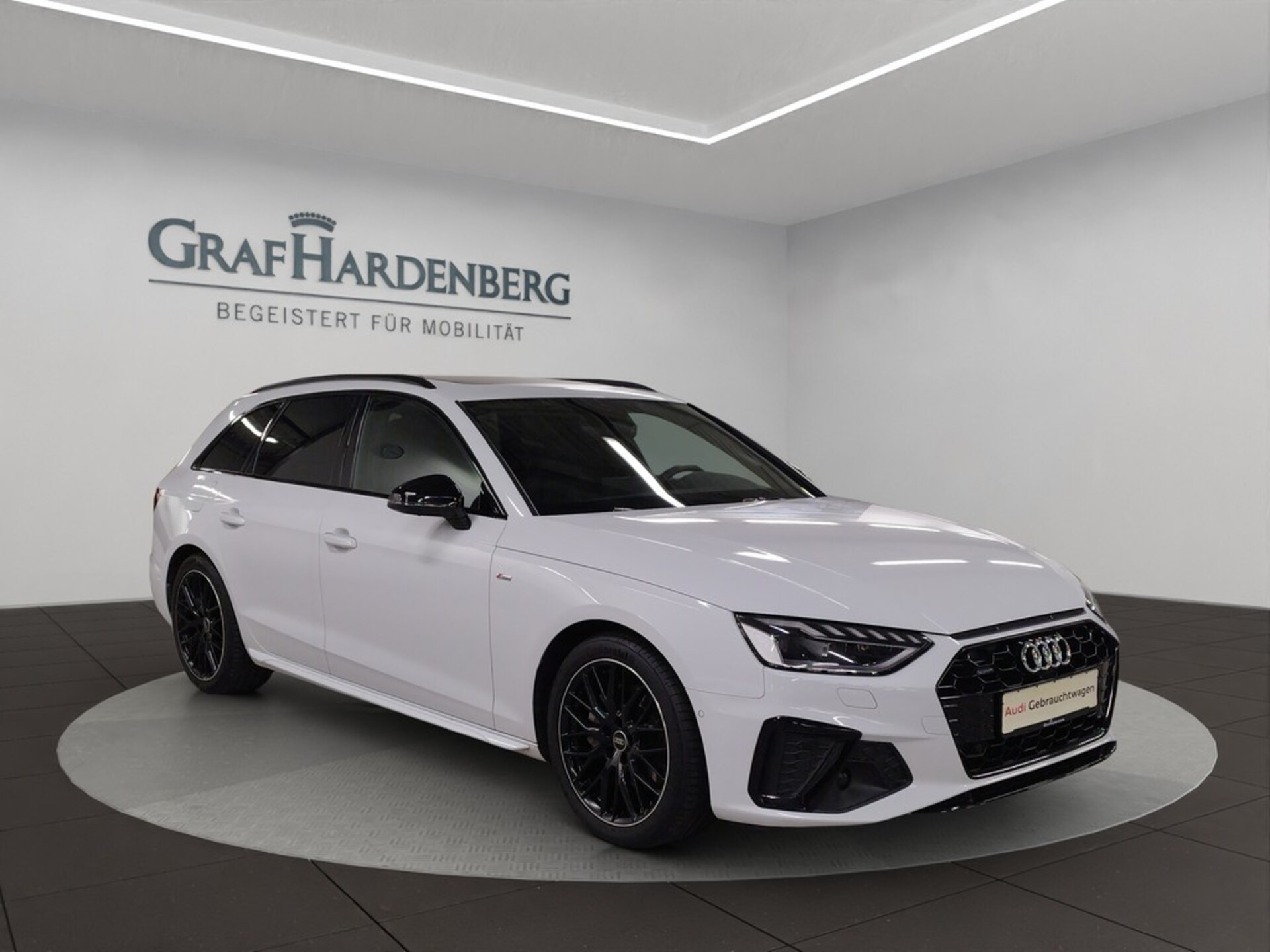 Audi A4 Avant S line