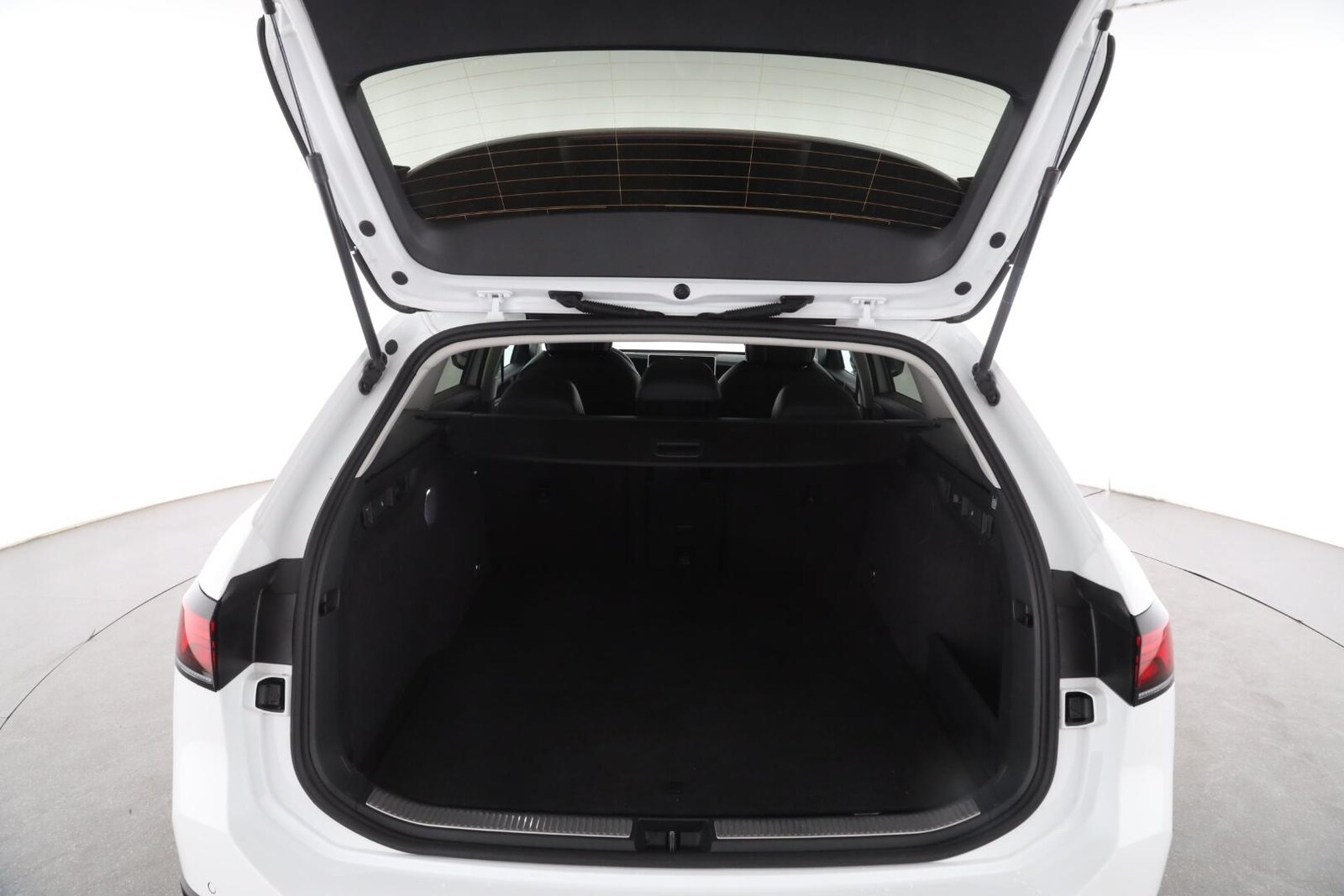 Volkswagen Passat – Bild 10