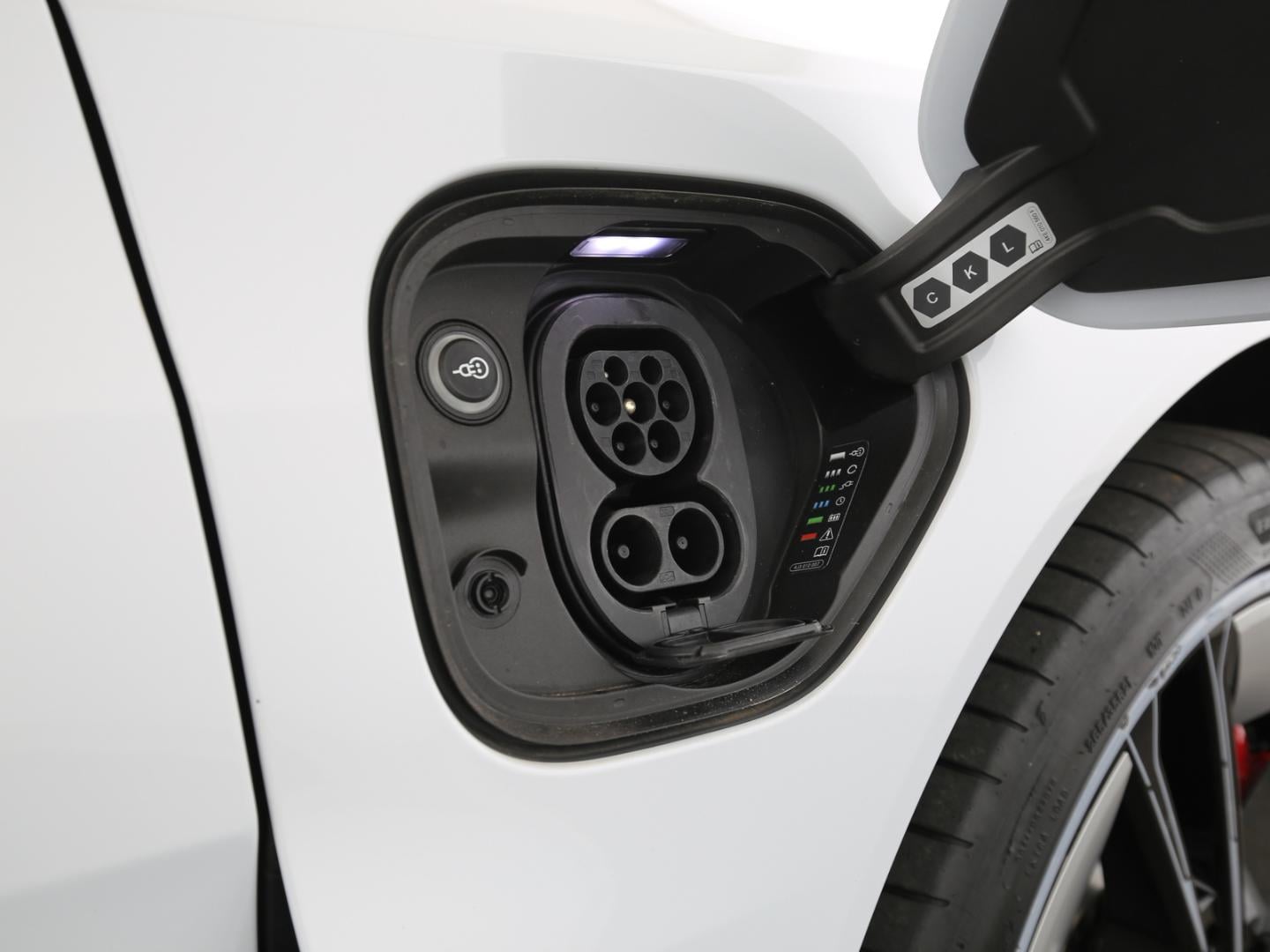 Bild über Audi e-tron GT e-tron quattro - für weitere Informationen kontaktieren Sie den Audi Partner
