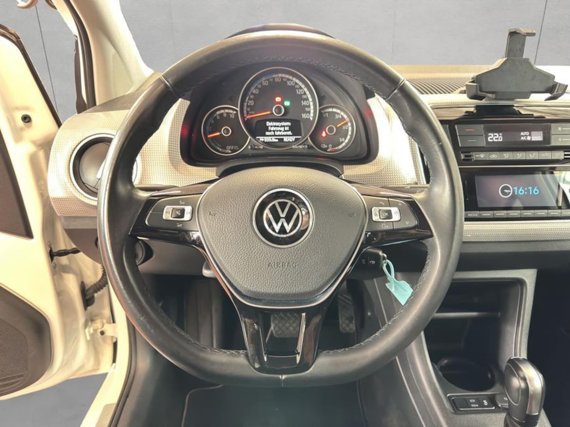 Volkswagen e-up! Style "Plus"