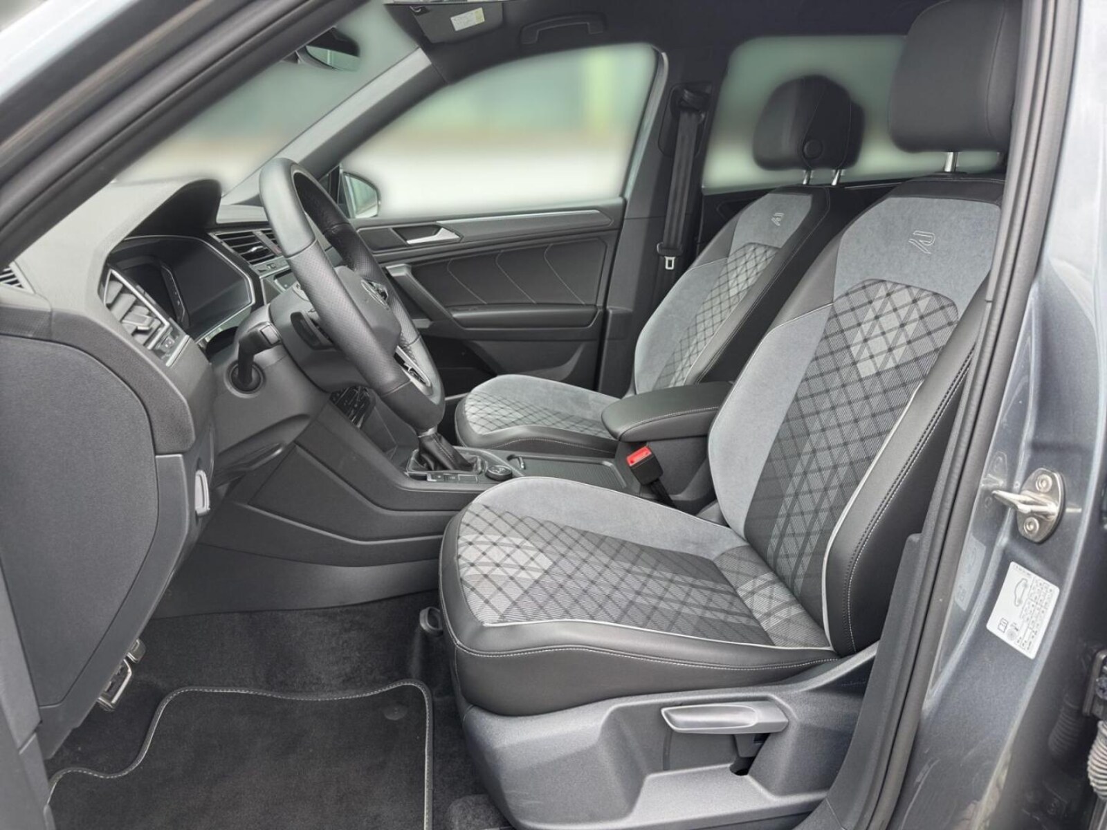 Volkswagen Tiguan Allspace – Bild 12