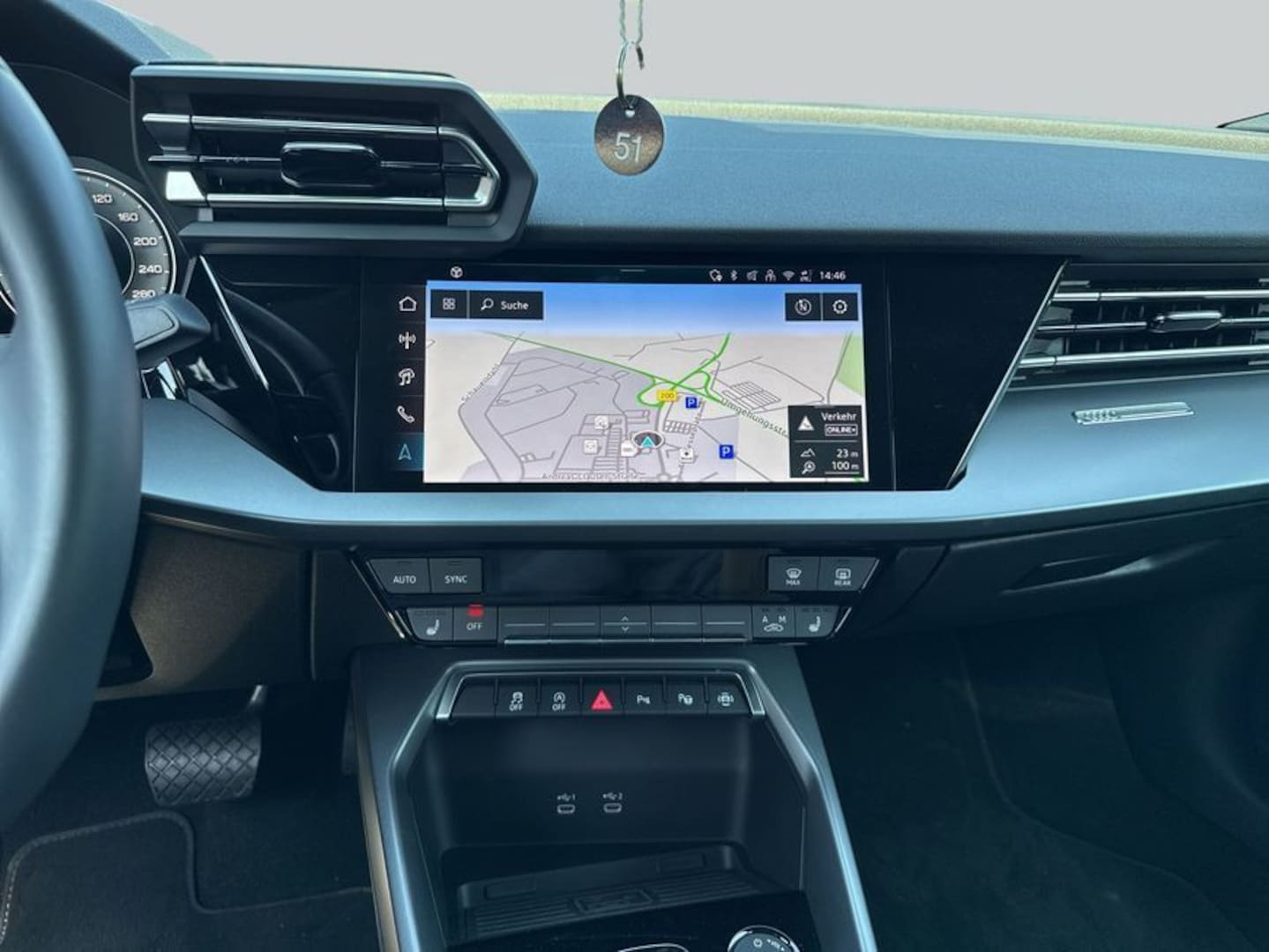 Bild über Audi A3 Sportback 30 TFSI S tronic - für weitere Informationen kontaktieren Sie den Audi Partner
