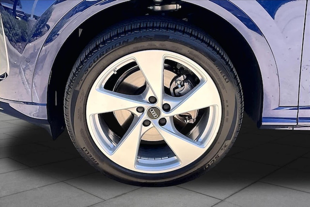 2025 Audi Q5 Premium Plus - Photo 11
