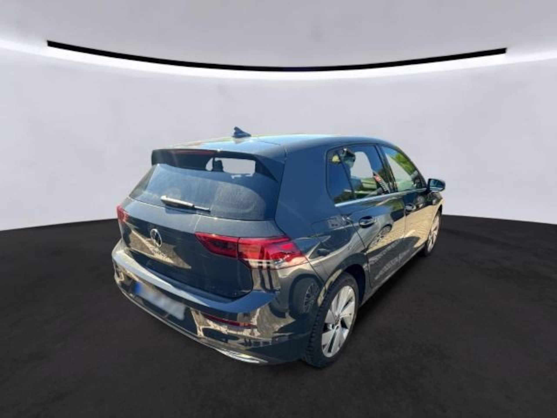 Volkswagen Golf Style