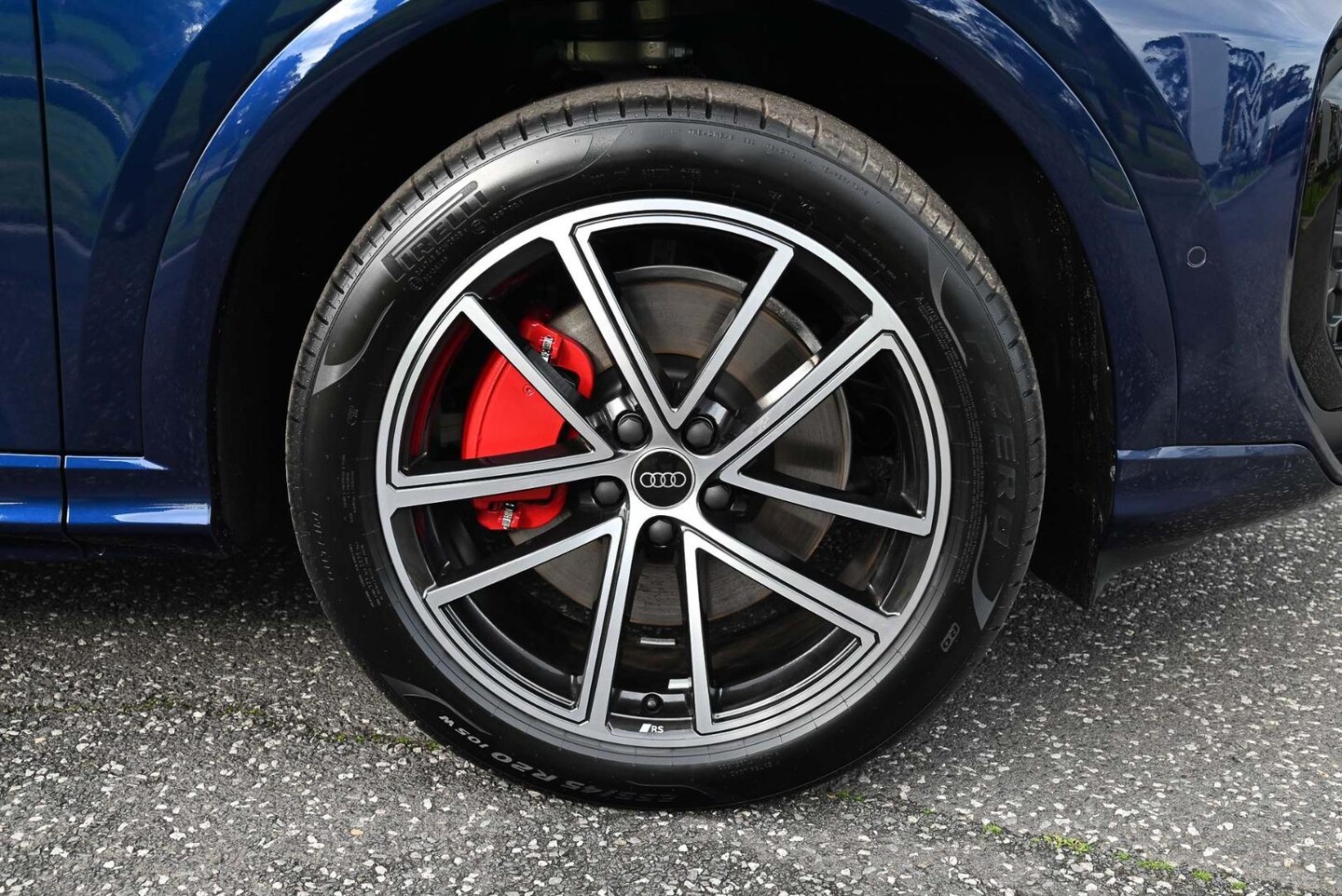 Image about Audi Q5 SUV e-hybrid quattro S tronic