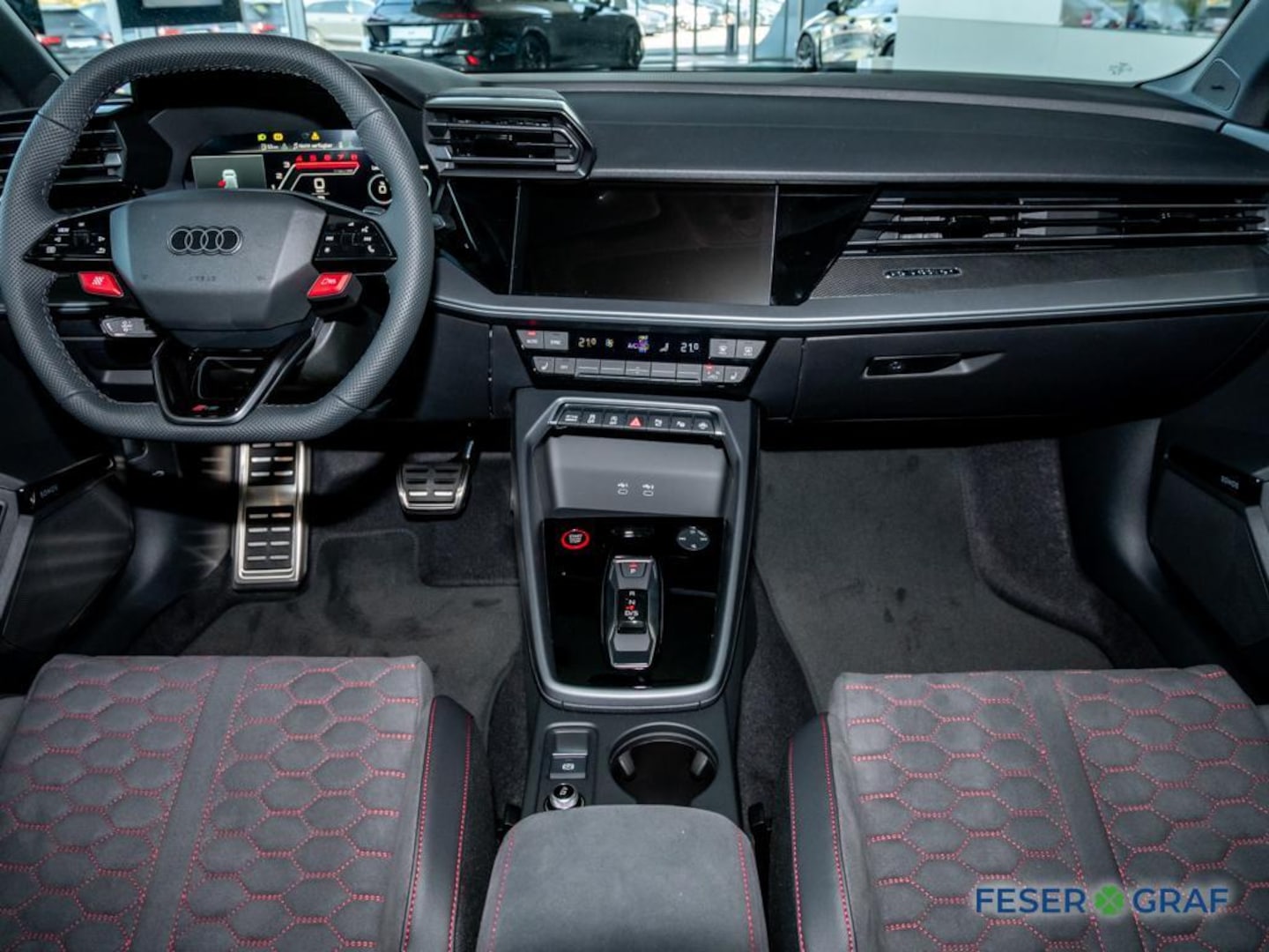 Bild über Audi RS 3 Limousine TFSI quattro 294 kW S tronic - für weitere Informationen kontaktieren Sie den Audi Partner