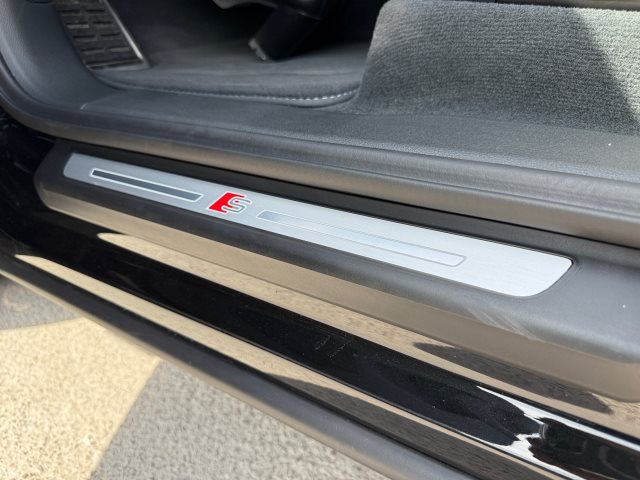 Image about Audi Q7 SUV S line 50 TDI quattro tiptronic