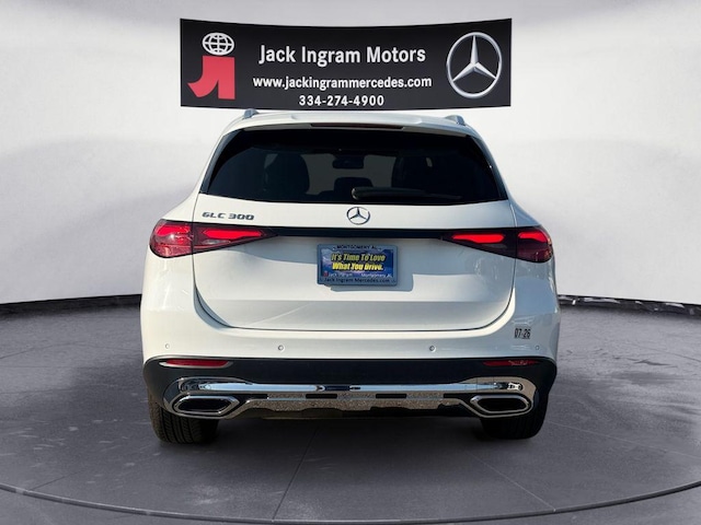 2024 Mercedes-Benz GLC 300