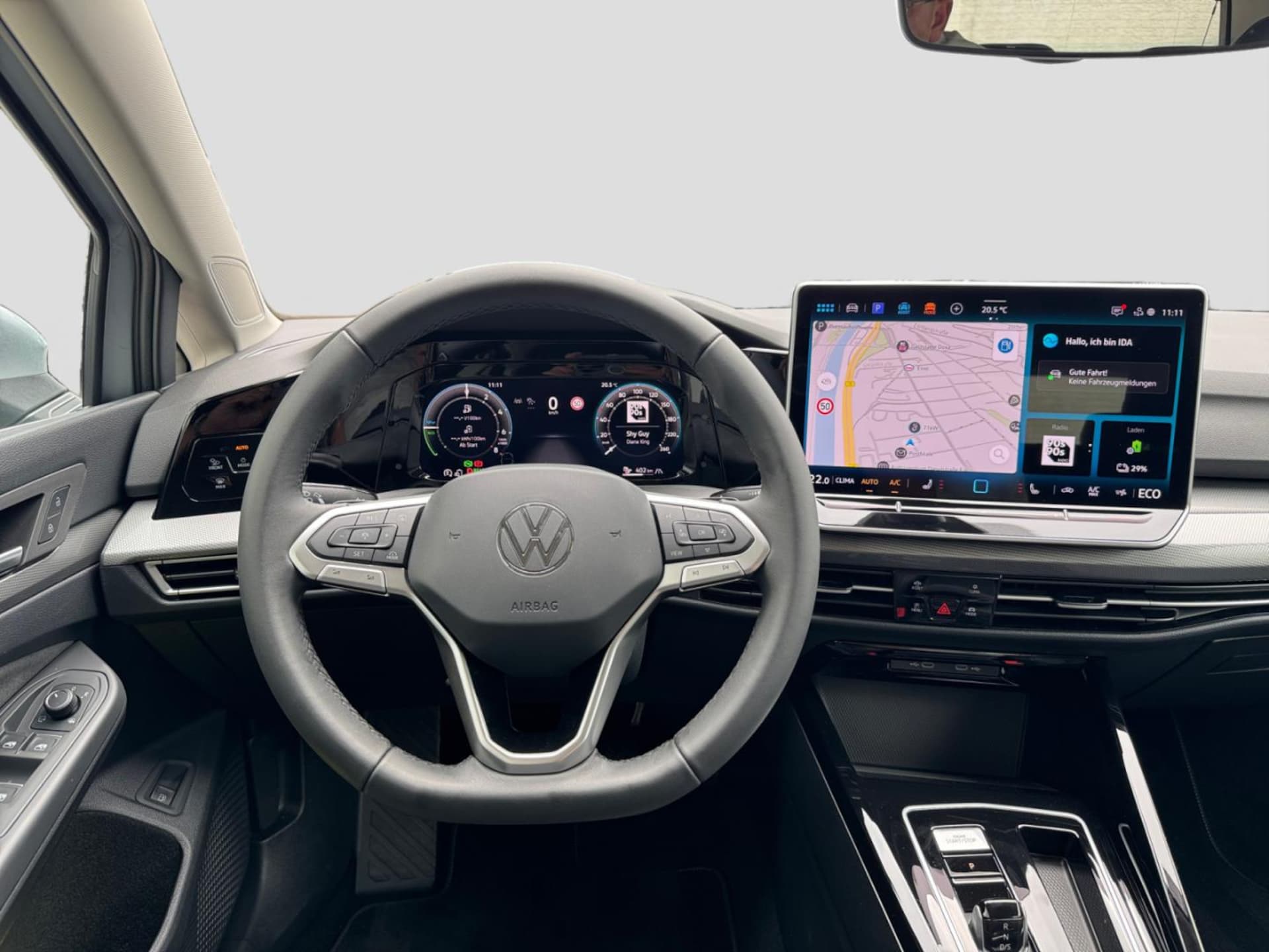 Volkswagen Golf Style