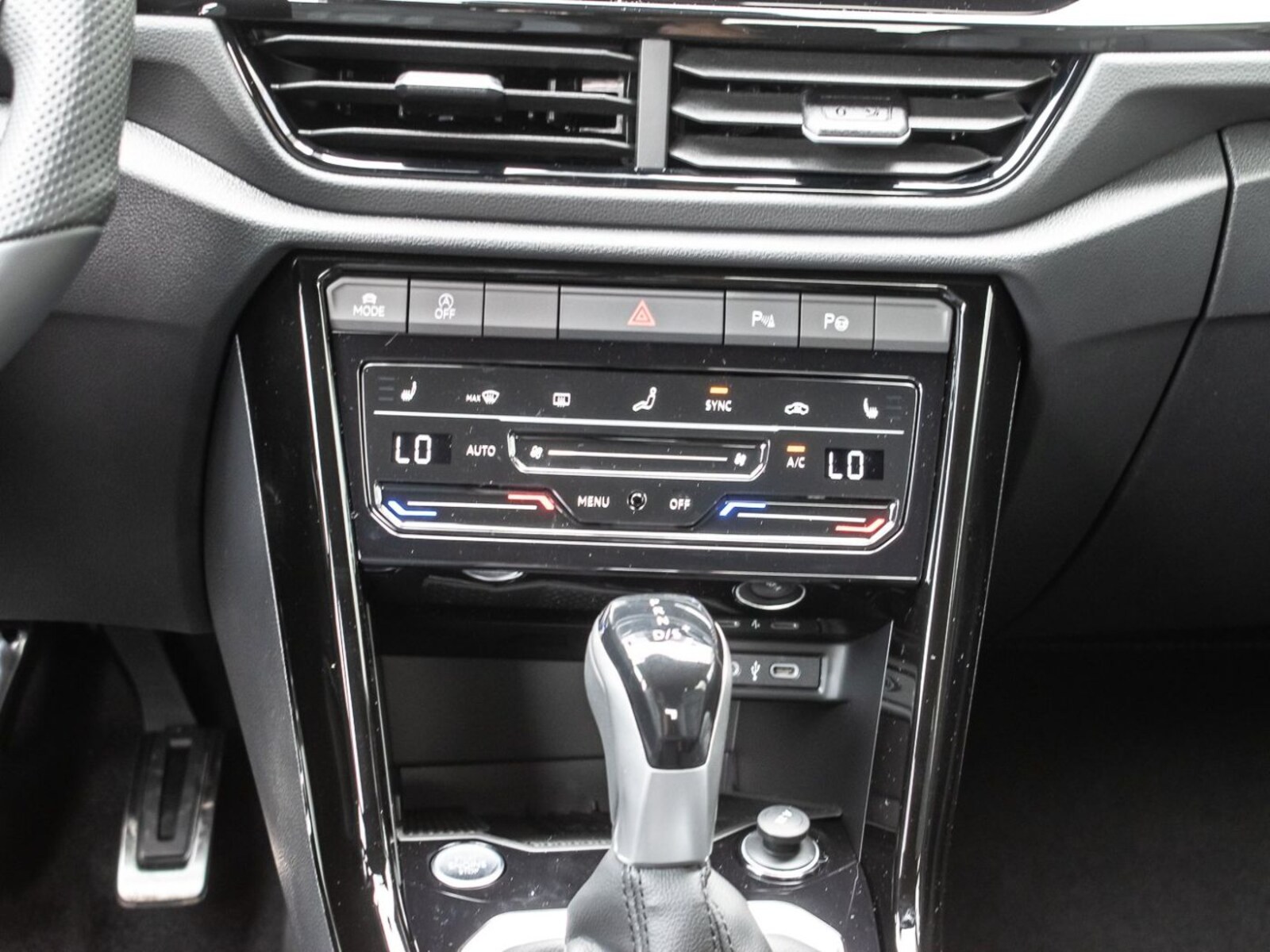 Volkswagen T-Roc – Bild 12