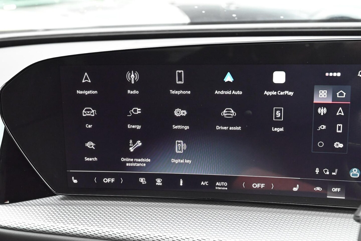 Image about Audi Q5 SUV e-hybrid quattro S tronic