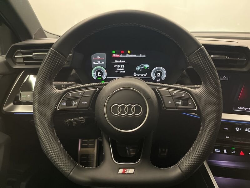 Image about Audi A3 Sportback TFSI e S line edition 45 TFSI e 180 kW (245 CV) S tronic