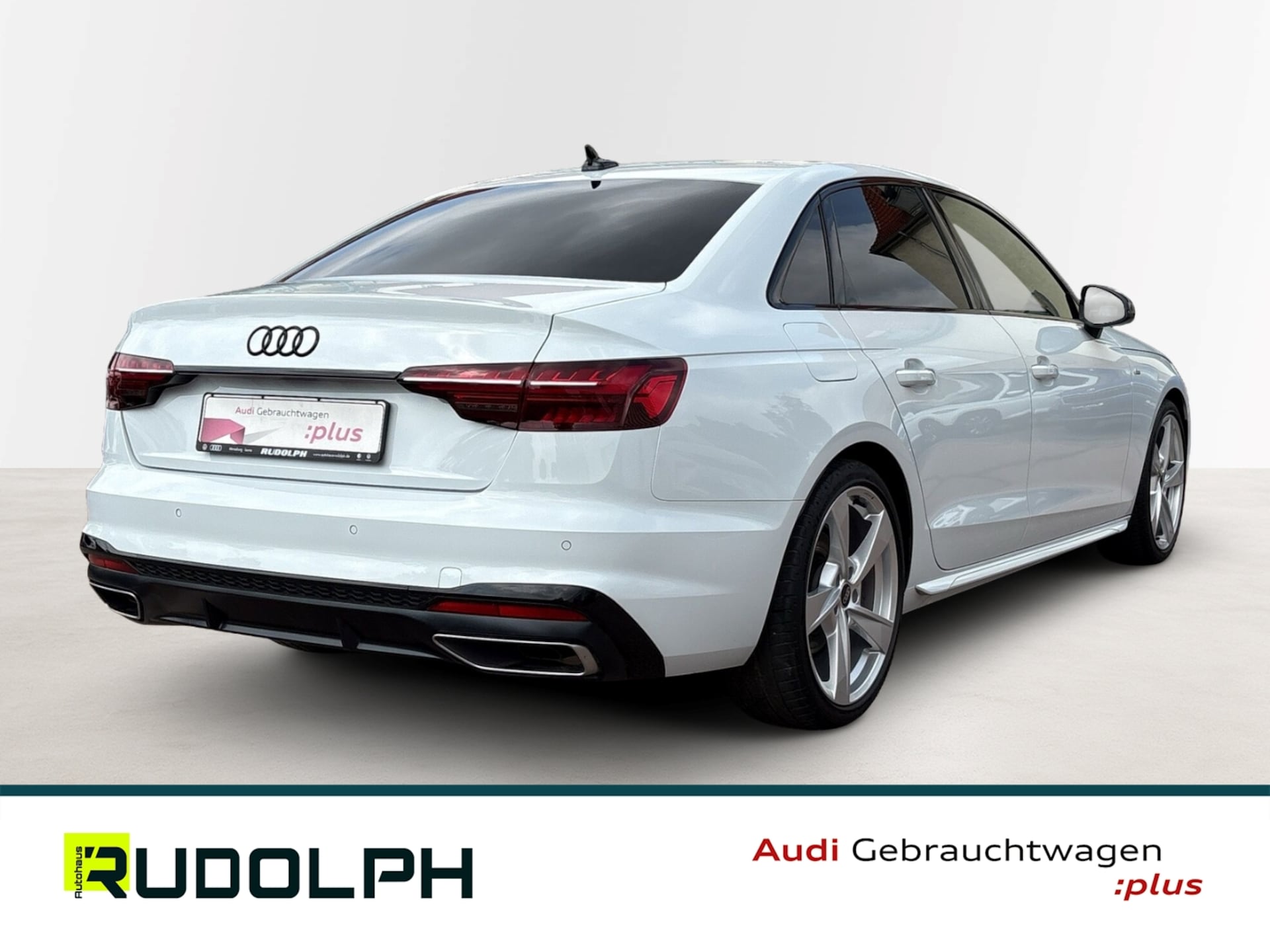 Audi A4 Limousine S line