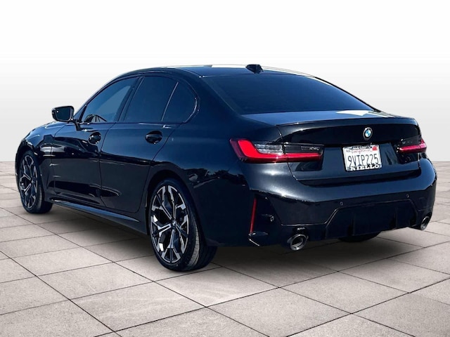 2025 BMW 330i