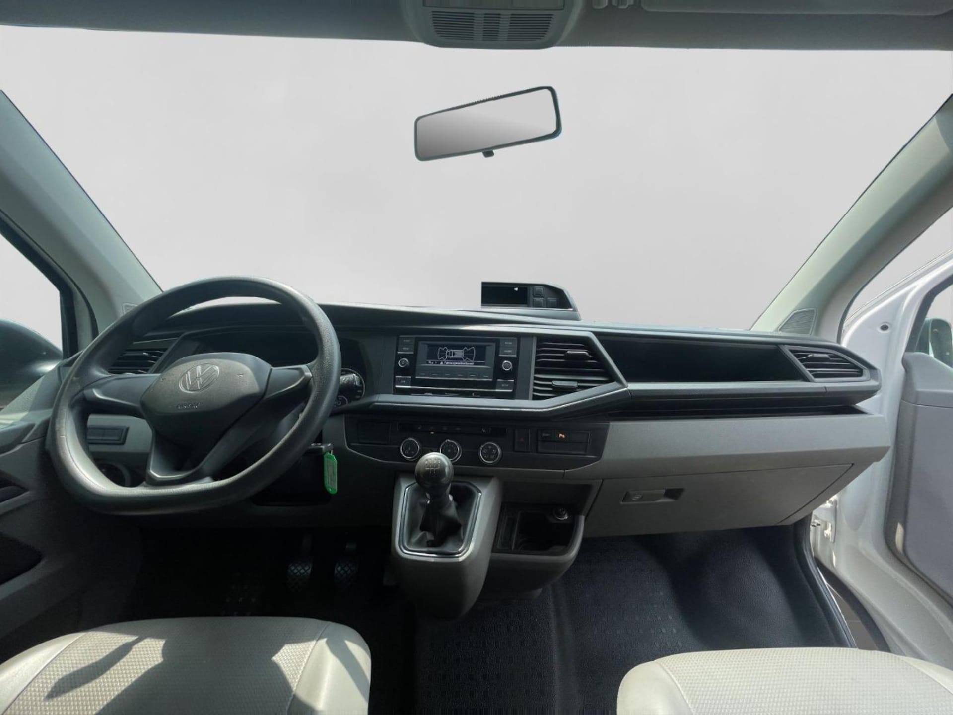 Volkswagen T6.1 Transporter Kasten langer Radstand
