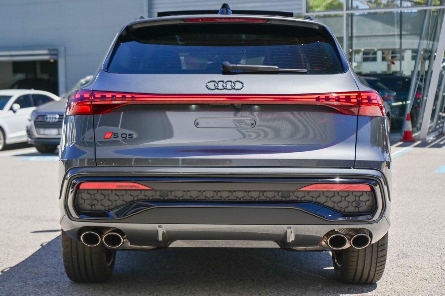 Image about Audi SQ5 SUV TFSI 270 kW edition one